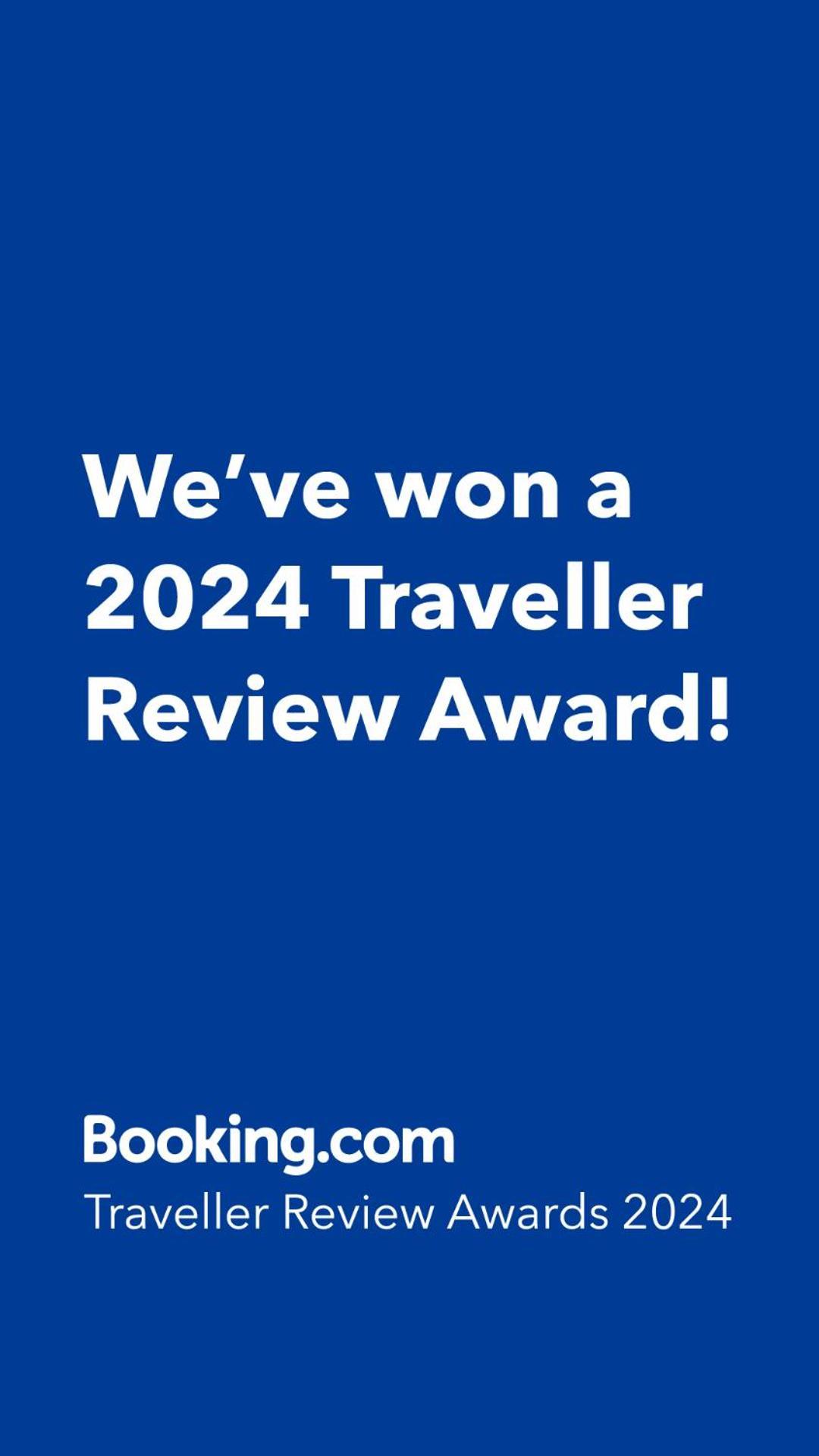 Base-Beijing Wangfujing Serviced Apartment- In Hutong &Bike Rental &Close To Forbidden City, Tian'Anmen Square &Subway Nearby &Free Coffee &Washing Machine,Kitchen &Restaurant Discount &English Speaking &High Speed Free Wifi ภายนอก รูปภาพ 2024 Traveller Review Award